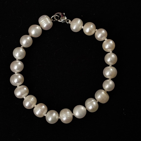 Jewelry - Freshwater Pearl Bracelet